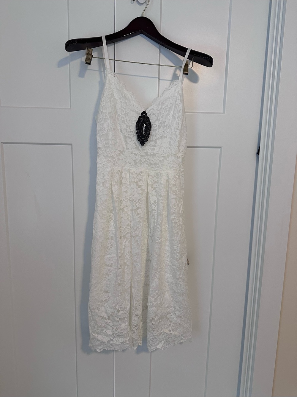 Atulewhi Ivory Lace Spaghetti Strap Dress L